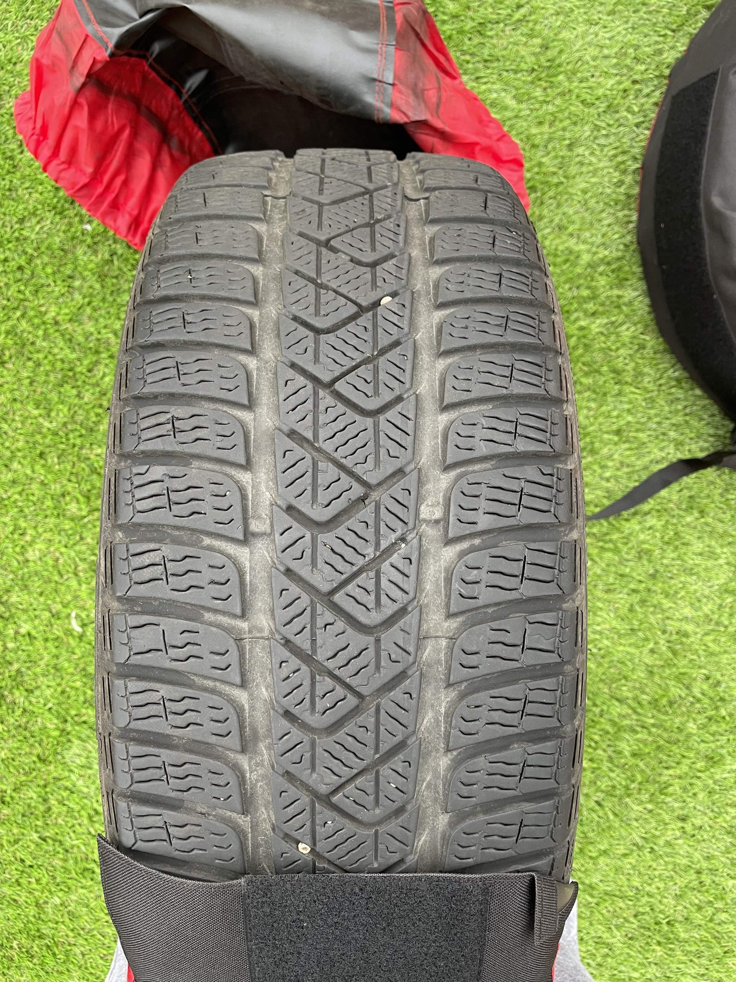 Forums Tyres: XL 205/40R17 84H Winter ST | Pirelli 3 Fiesta Sottozero